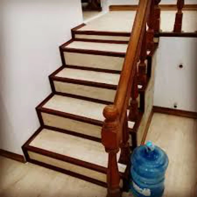 اسکوتی و نبشی